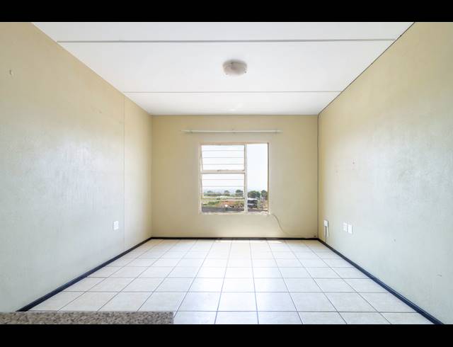 2 BEDROOM APARTMENT FOR SALE IN HONEYPARK